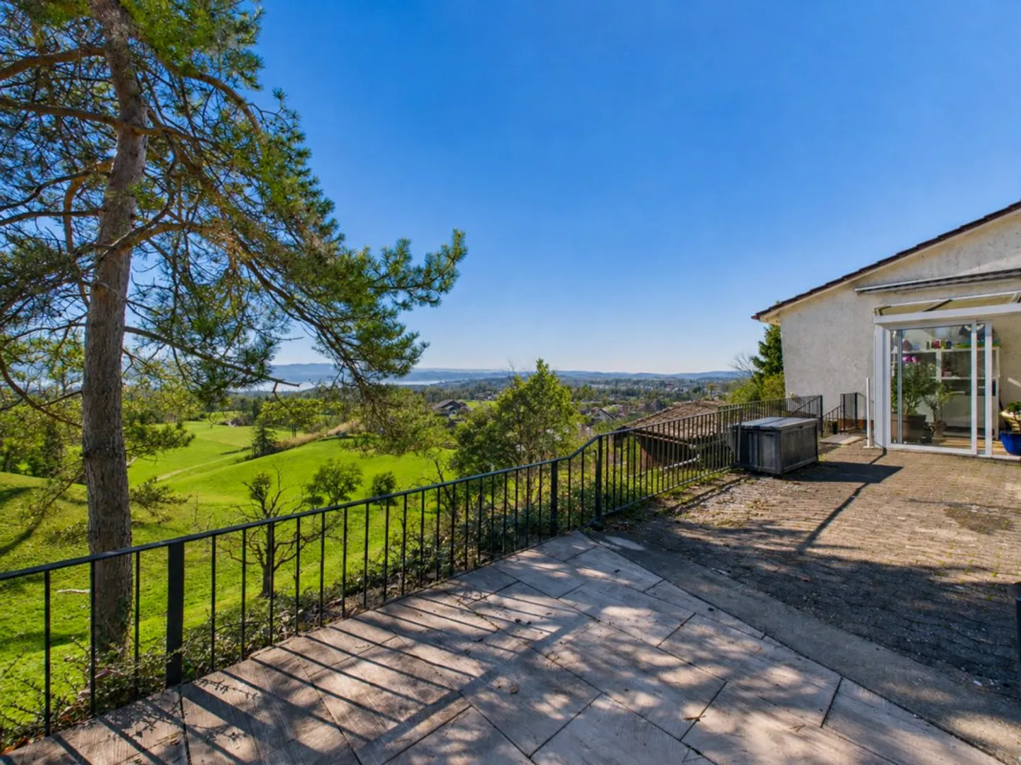 Breathtaking Views in a Quiet Location - Photo 1 of 7
