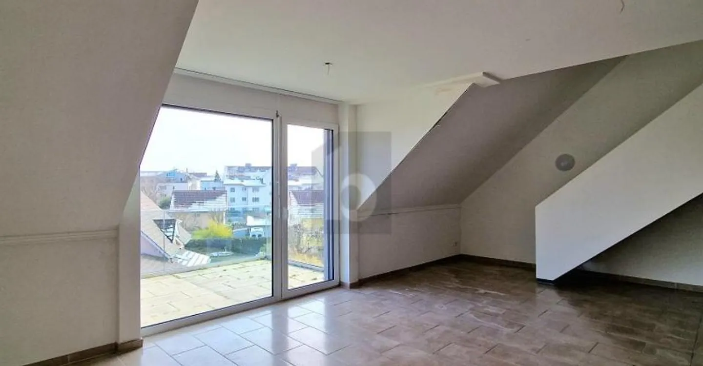 SPACIEUX AVEC 2 TERRASSES - Photo 2 sur 6