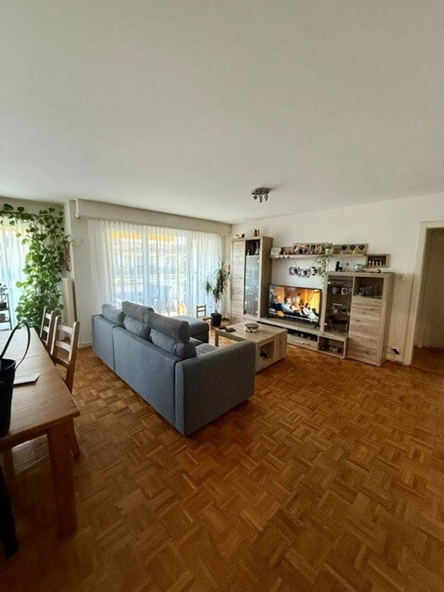 Geräumige Wohnung Nähe CHUV - Foto 2 von 9