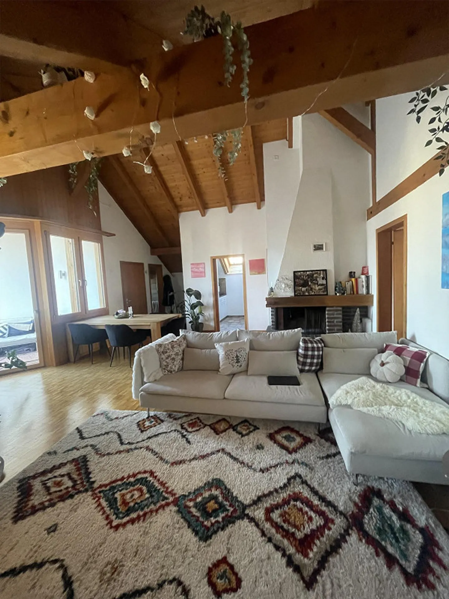 Attraktive Dachwohnung in ruhiger Lage in Maienfeld - Foto 2 von 10