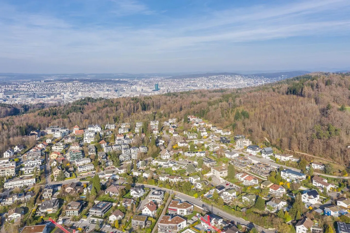 Exklusive Landhausvilla in Uitikon - Foto 1 von 3