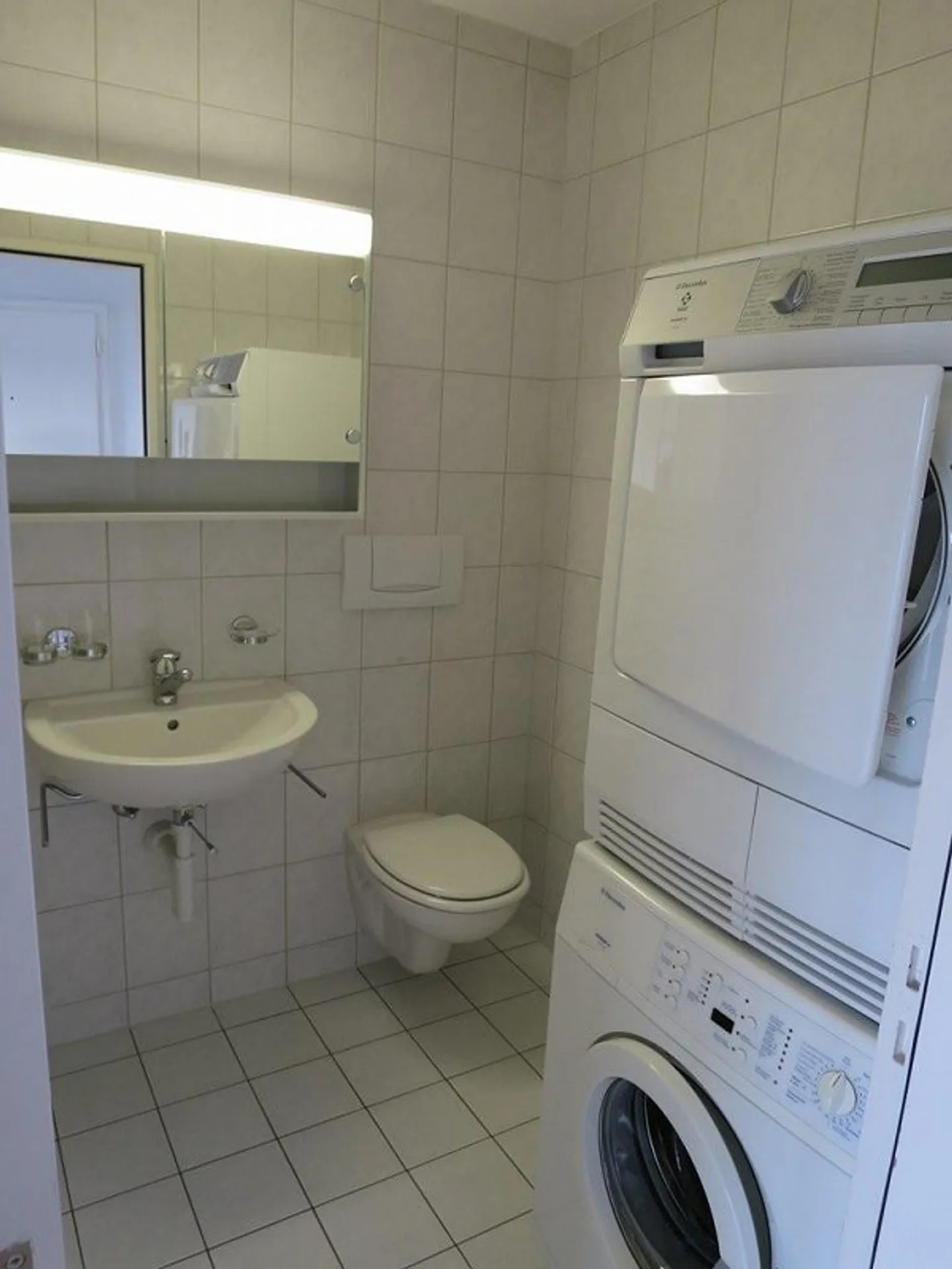 Beautiful attic apartment in the Breitenrain district - Photo 5 of 9