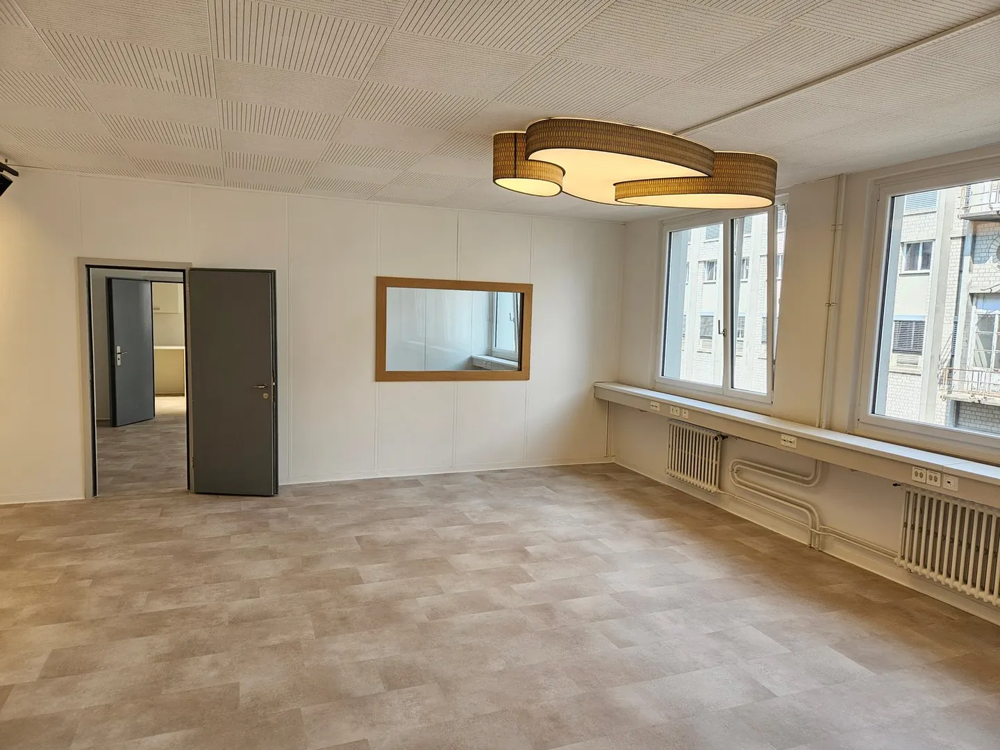 Flexible rental spaces for businesses and the creative industry (expanded) - Photo 1 of 10