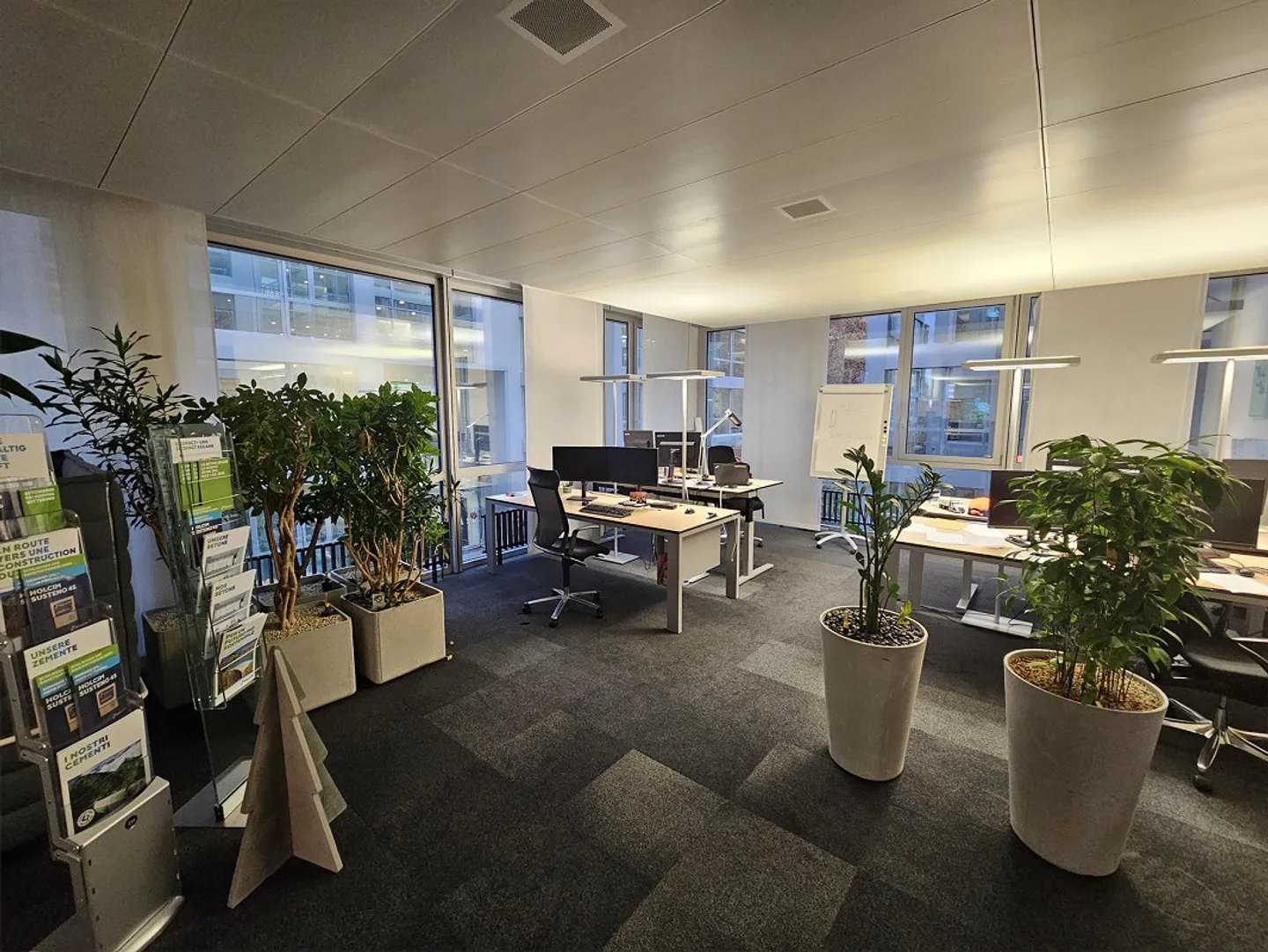 800 m² di spazio ufficio luminoso nel campus di Zurigo Oerlikon - combinabile - Foto 6 di 10