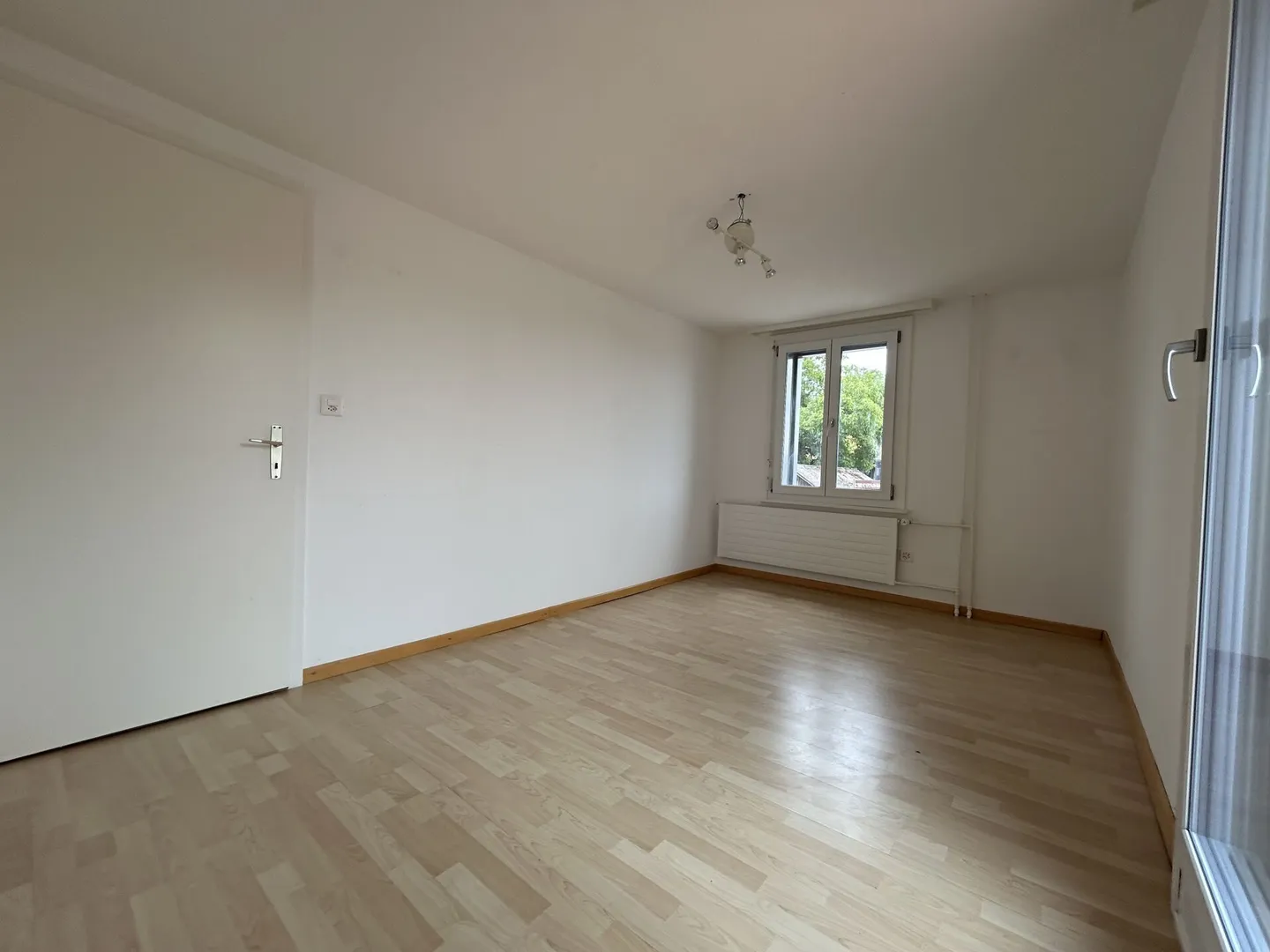 Wohnung mit grosser Sonnenterrasse - Foto 6 von 7