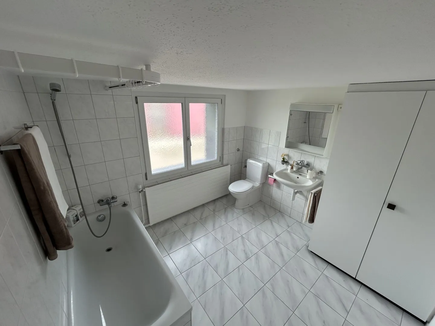 Wohnung mit grosser Sonnenterrasse - Foto 7 von 7