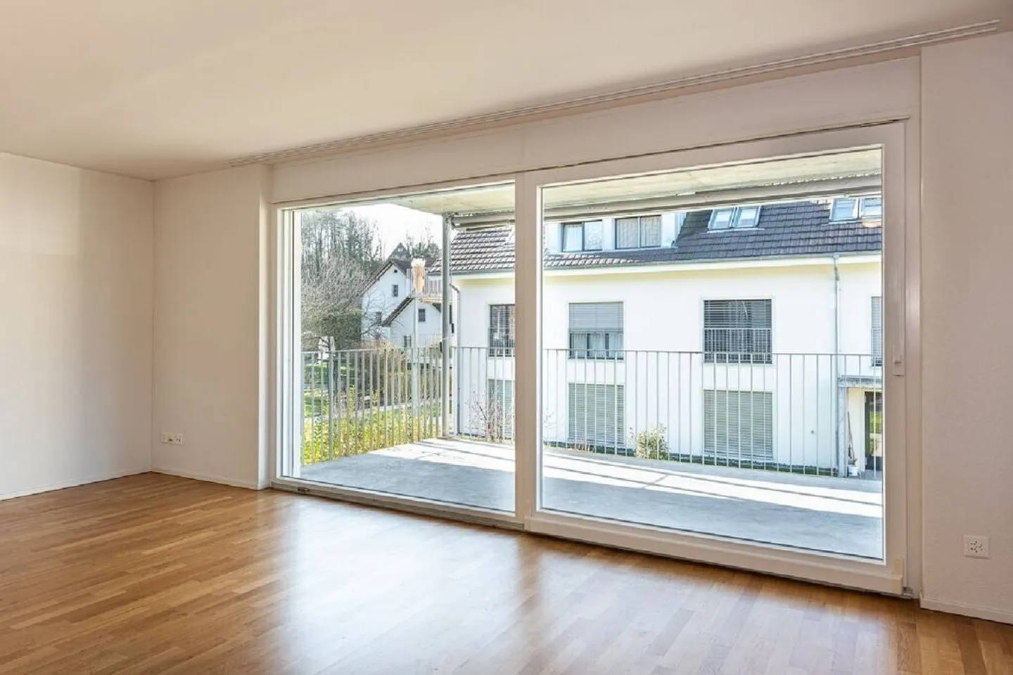 Moderne 3.5-Zimmerwohnung - Foto 4 von 10