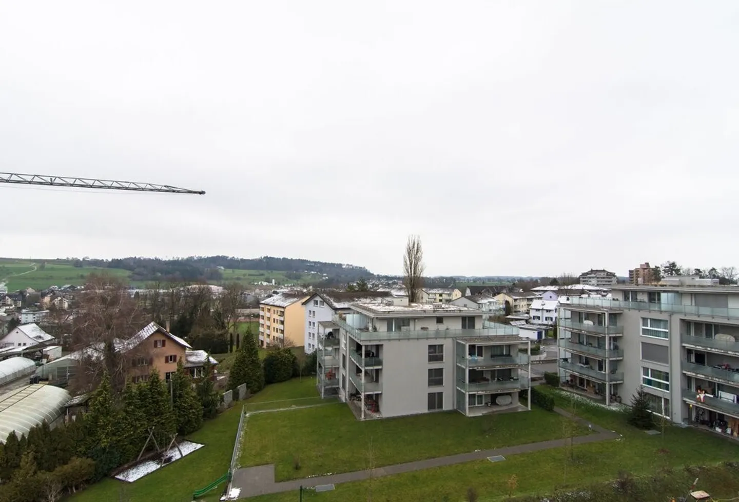 Modern 4.5-Room Apartment - Photo 1 of 7