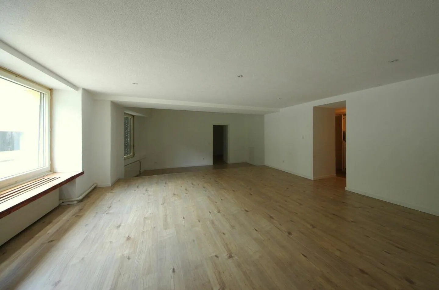APPARTAMENTO 2.5 STANZE - Foto 1 di 9