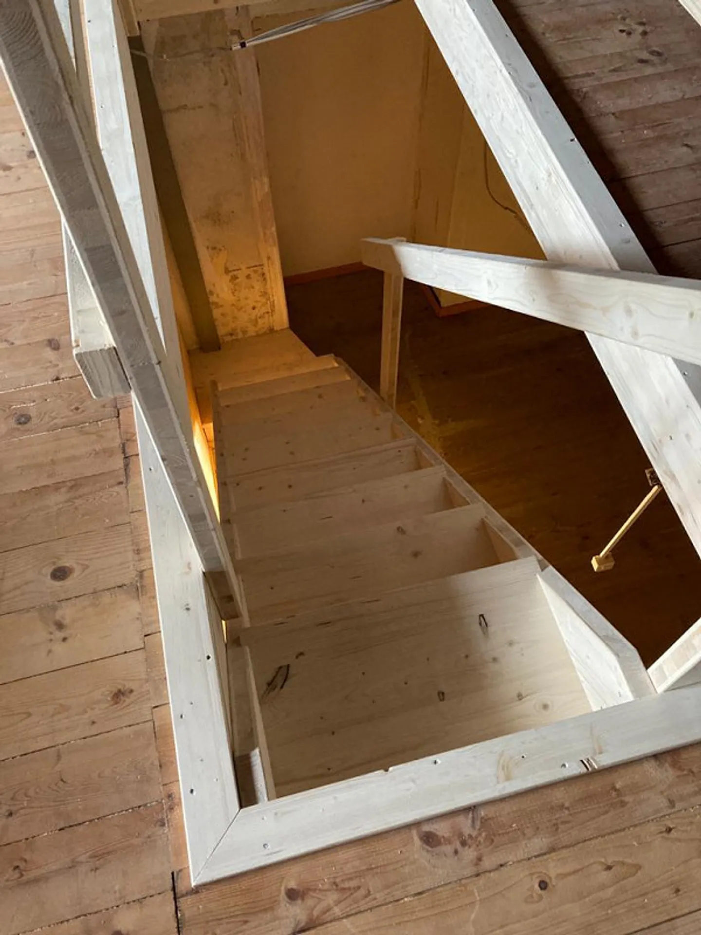 House in the village center of Comologno (Onsernonetal) - Photo 17 of 26