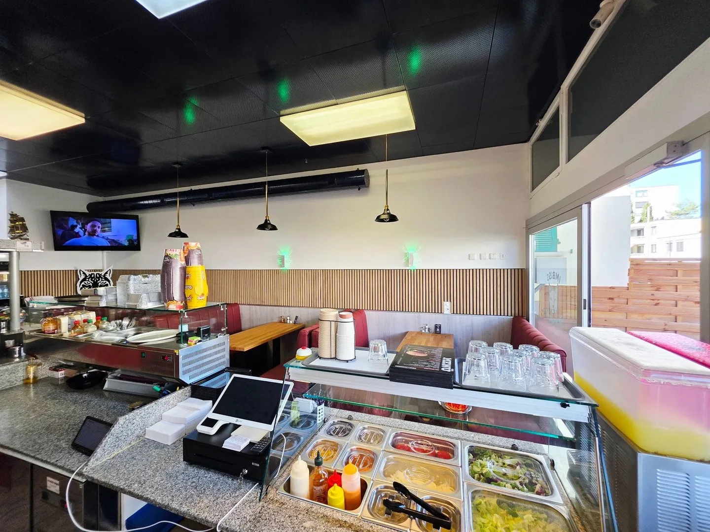 Ristorante, Snack Bar, Bistro – Grande Opportunità in Posizione Ideale - Foto 6 di 11