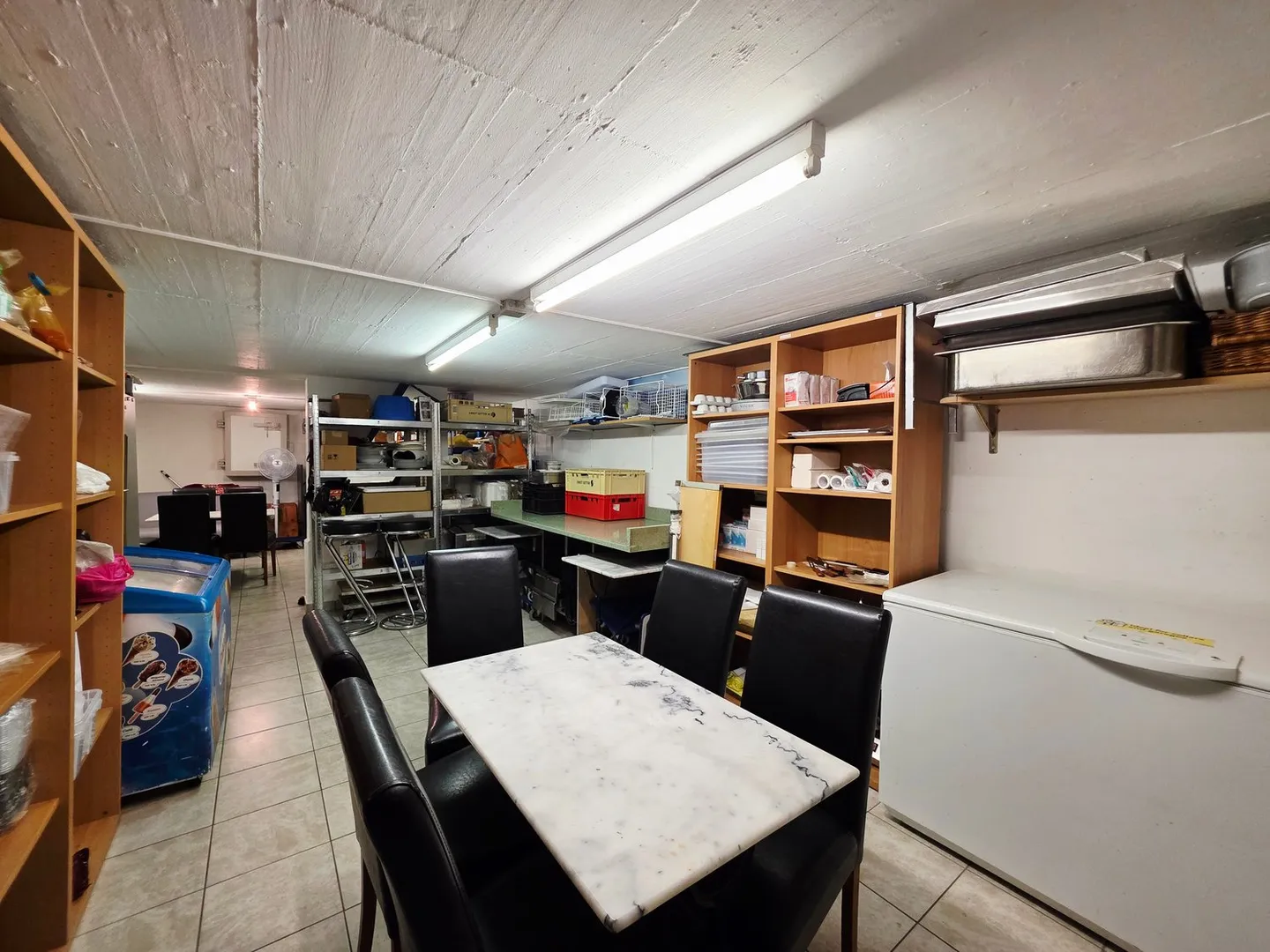 Ristorante, Snack Bar, Bistro – Grande Opportunità in Posizione Ideale - Foto 11 di 11