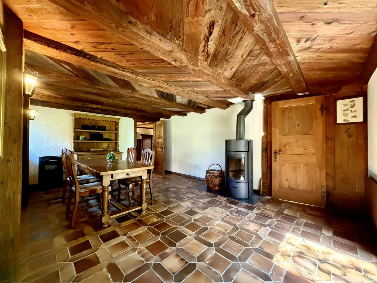 Magnificent renovated farmhouse in a paradise corner - Photo 5 of 13