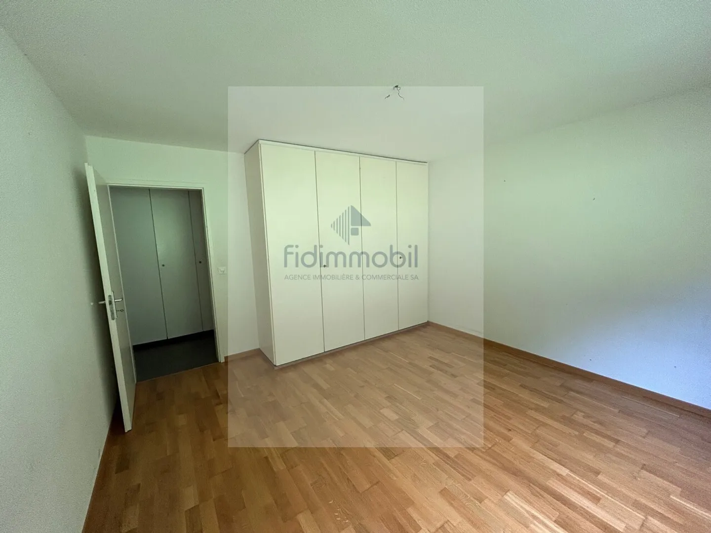 «SCHÖNE WOHNUNG IN RUHIGER GEGEND MIT BALKON» - Foto 1 von 12