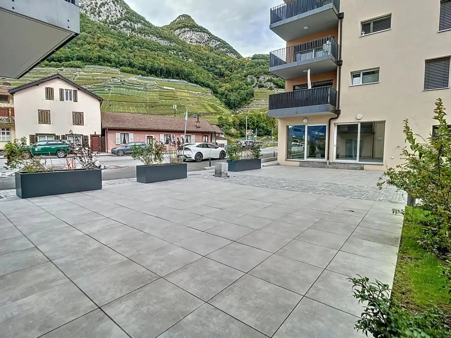 Gewerbefläche mit Terrasse - Foto 3 von 8
