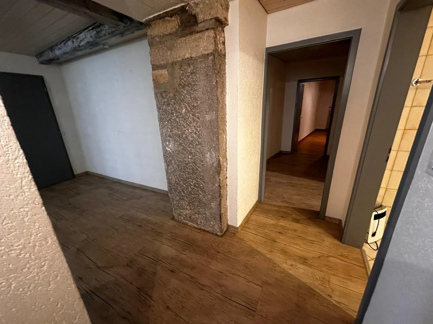 Charmante Wohnung in Porrentruy - Foto 8 von 11