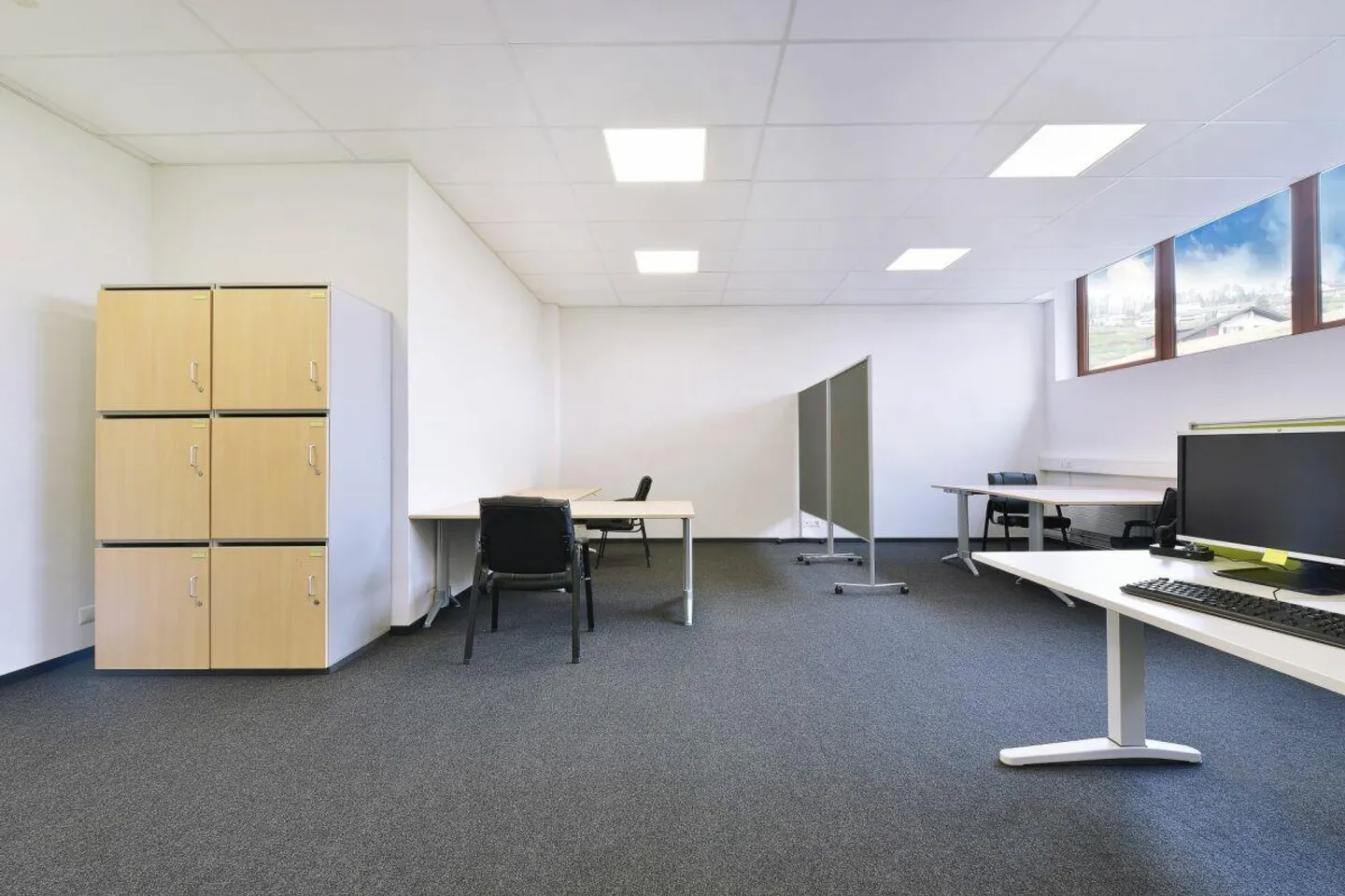 Private, Quiet Office with Co-Working Space Character - Photo 2 of 7