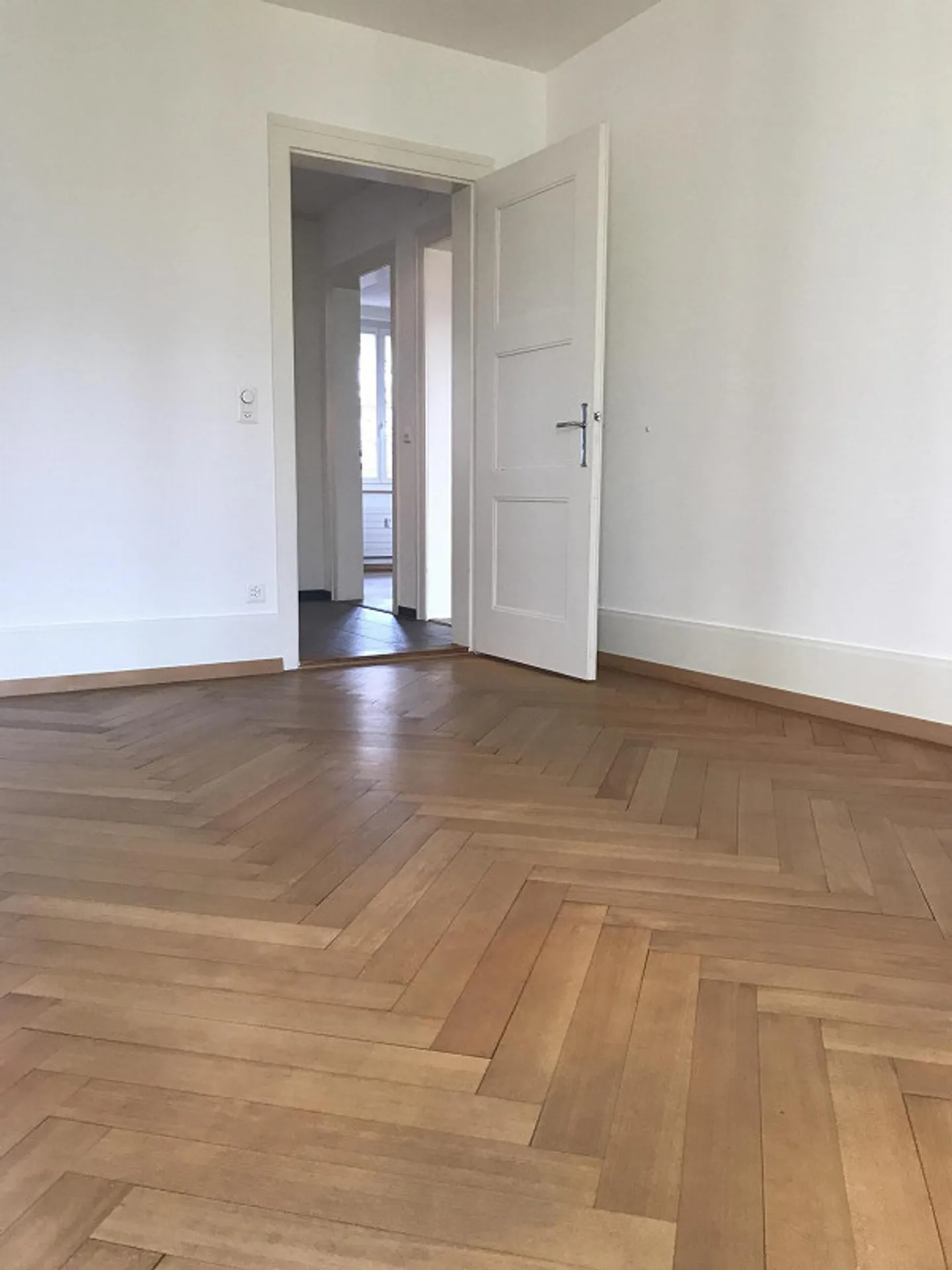 Appartement ancien élégant dans un emplacement central - Photo 6 sur 7