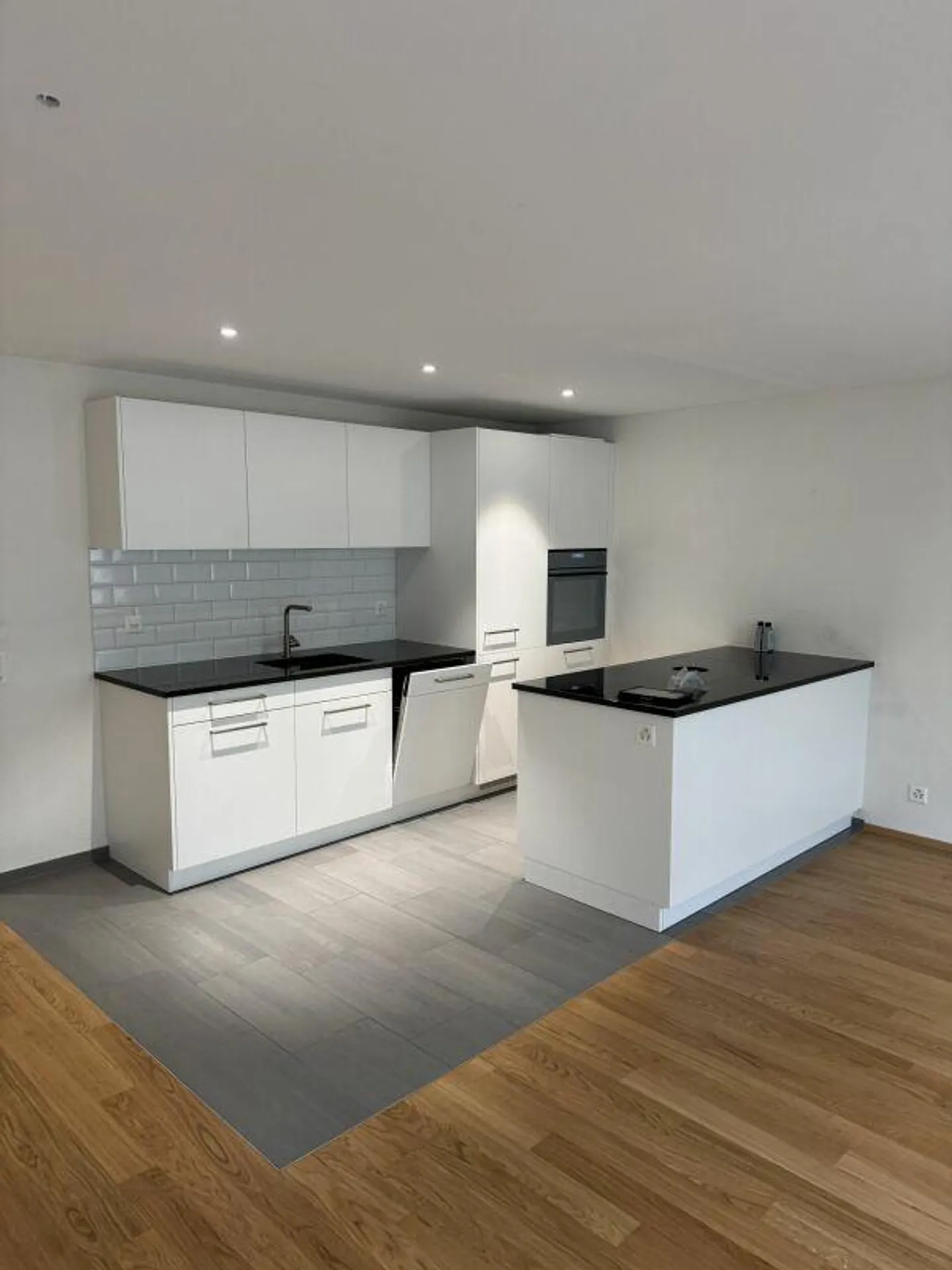 Appartamento attraente di 2,5 stanze nel quartiere Kannenfeld - Foto 5 di 7