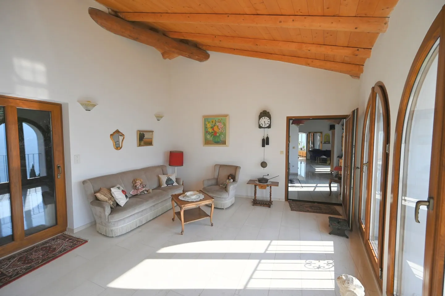 2 Ville Gemelle in Stile Rustico con Vista Lago e Piscina - Foto 9 di 25