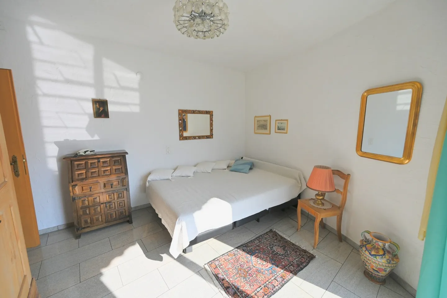 2 Ville Gemelle in Stile Rustico con Vista Lago e Piscina - Foto 16 di 25
