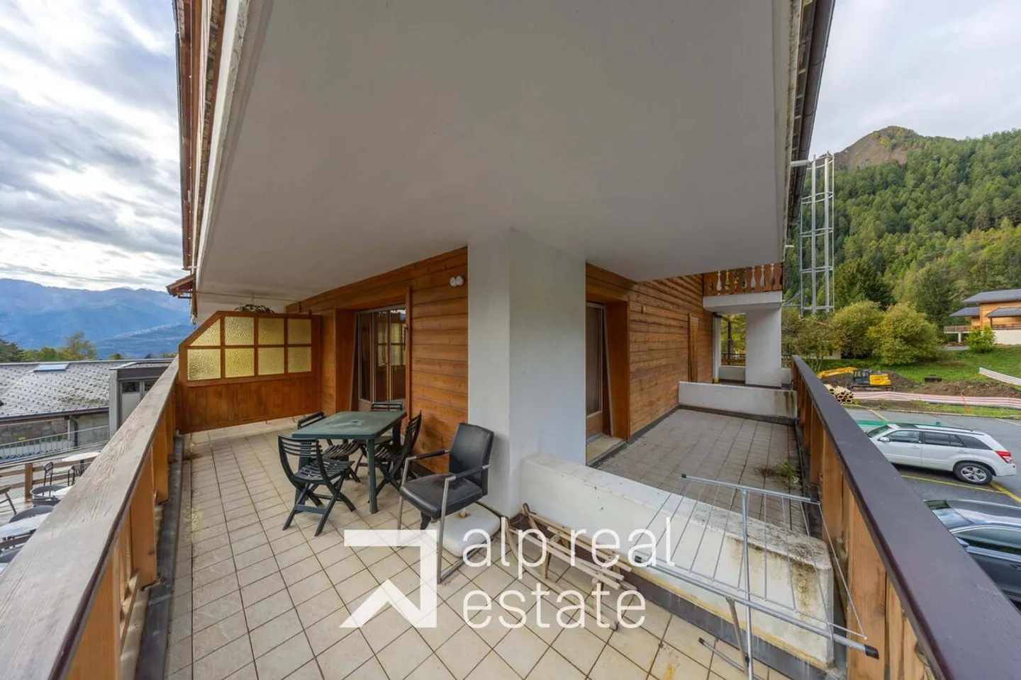 Appartement traversant de 3,5 pièces au coeur de la station - Photo 10 sur 13