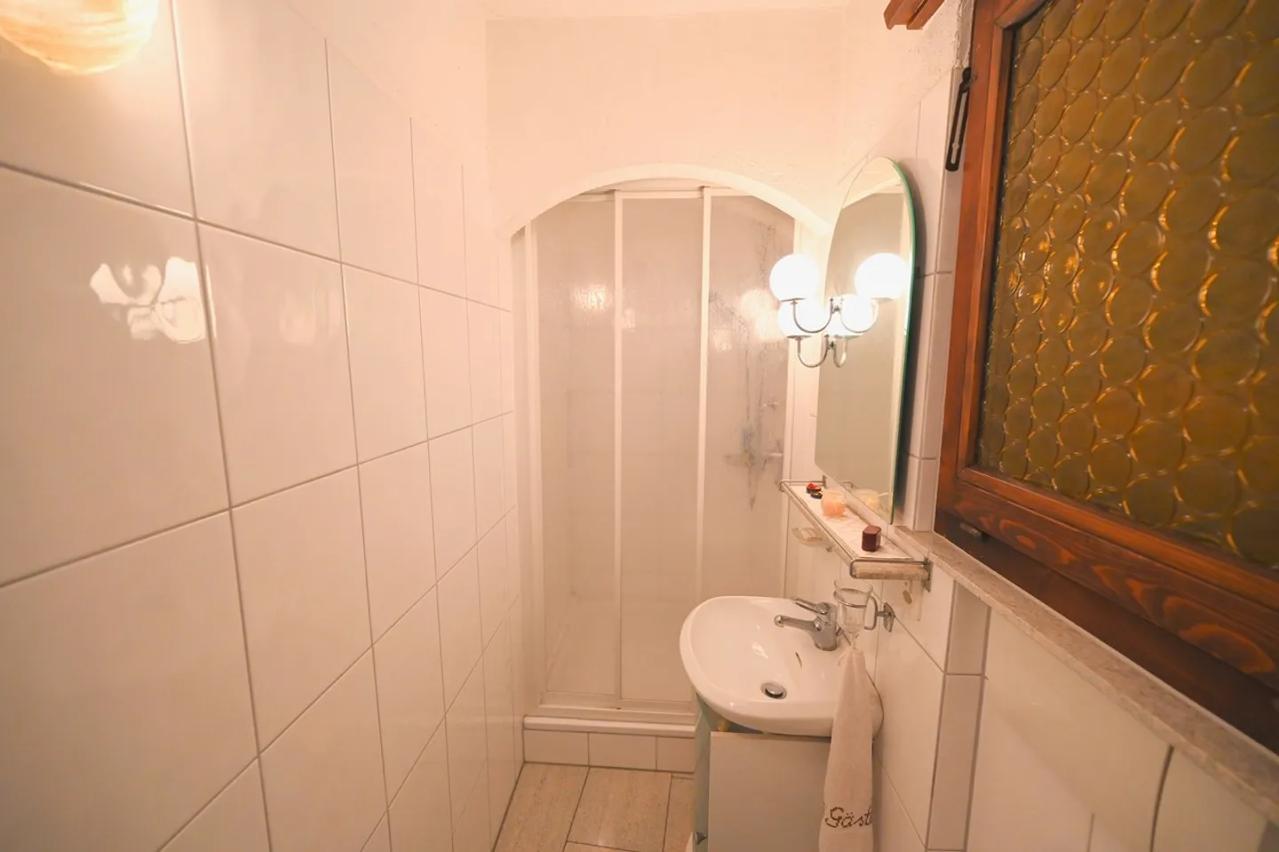 2 Ville Gemelle in Stile Rustico con Vista Lago e Piscina - Foto 20 di 25