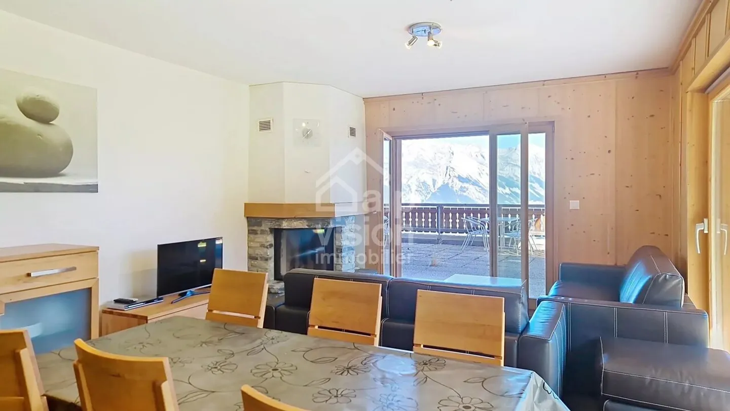 4.5 FURNISHED ROOM SKI IN SKI OUT TERRACE GARDEN - Photo 13 of 13