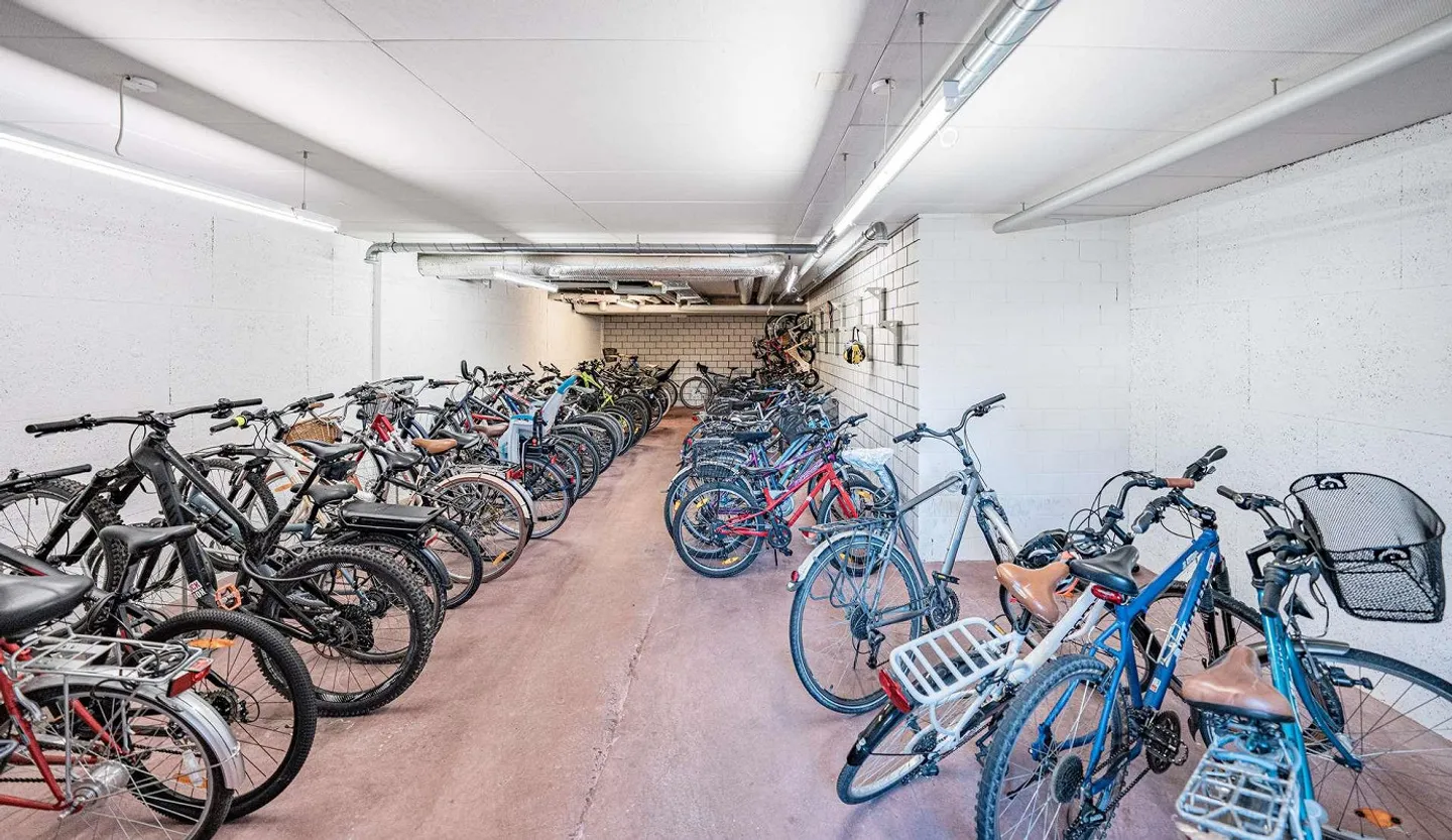 Luxuswohnung mit Zuger Steuervorteilen - Foto 13 von 13