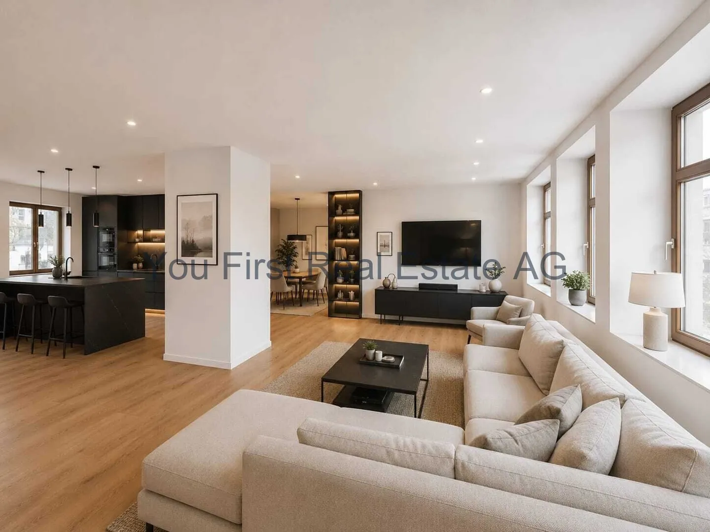 Charming Renovated Apartment - Photo 2 of 7