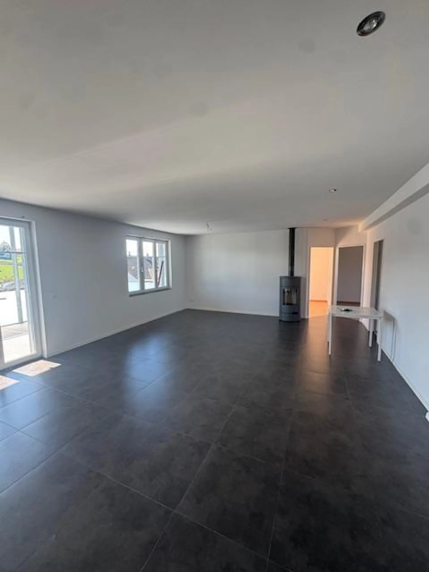 Bright and freshly renovated 4.5-room apartment - ready for your new home - Photo 1 of 6