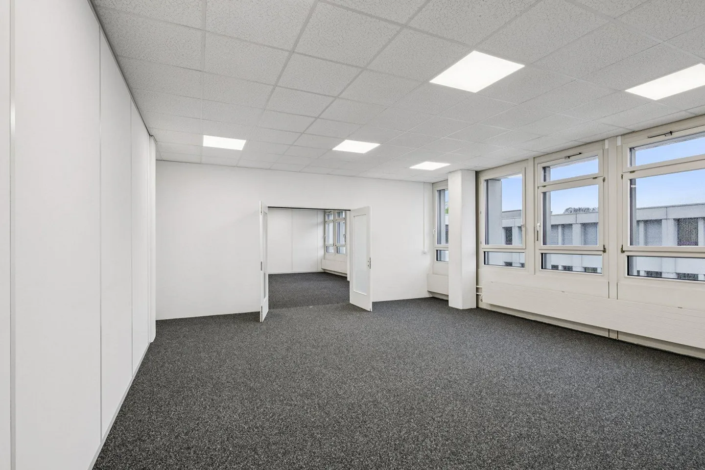 Bureaux prêts à emménager et aménagés pour CHF 90.00/m²/an - Photo 11 sur 13