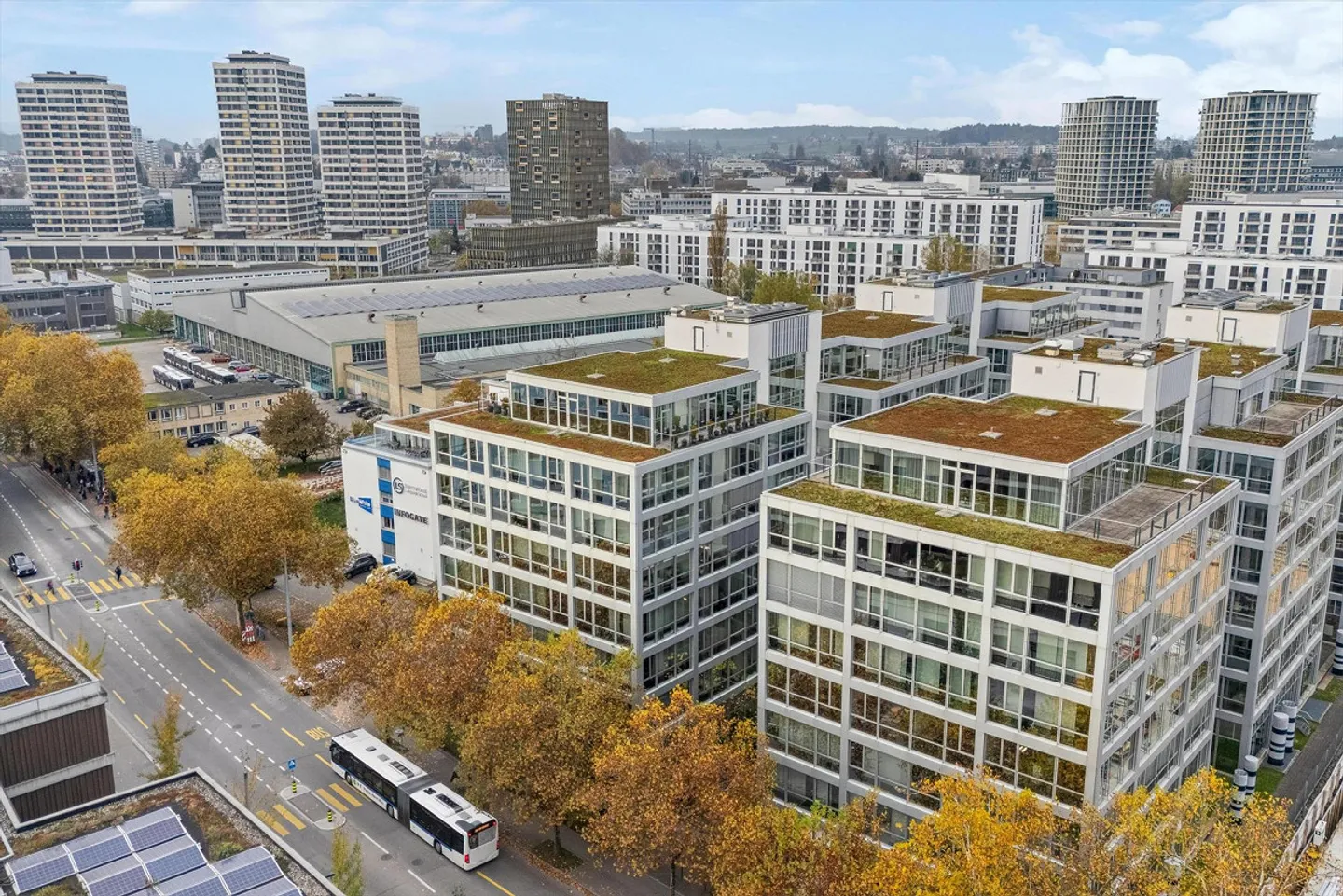 800 m² helle Bürofläche im Zürich Campus Oerlikon - kombinierbar - Foto 1 von 12