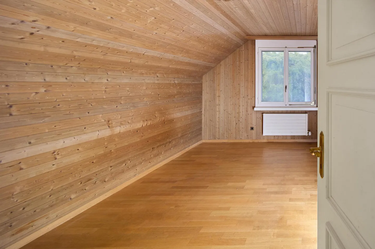 An extraordinary 6 1/2-room property with potential - Photo 16 of 18