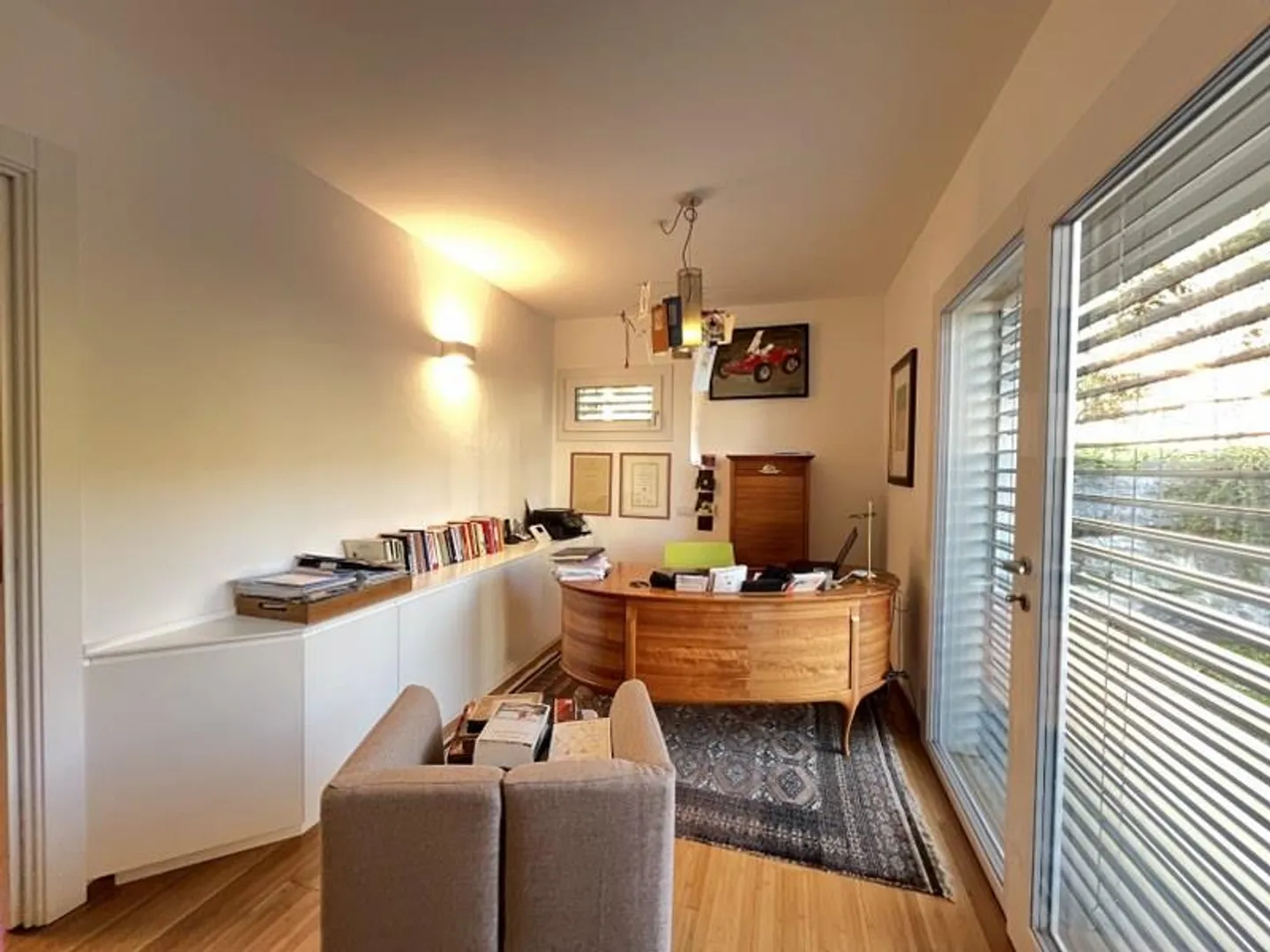 ELEGANTE VILLA MODERNA CON AMPIO GIARDINO - Foto 10 di 13