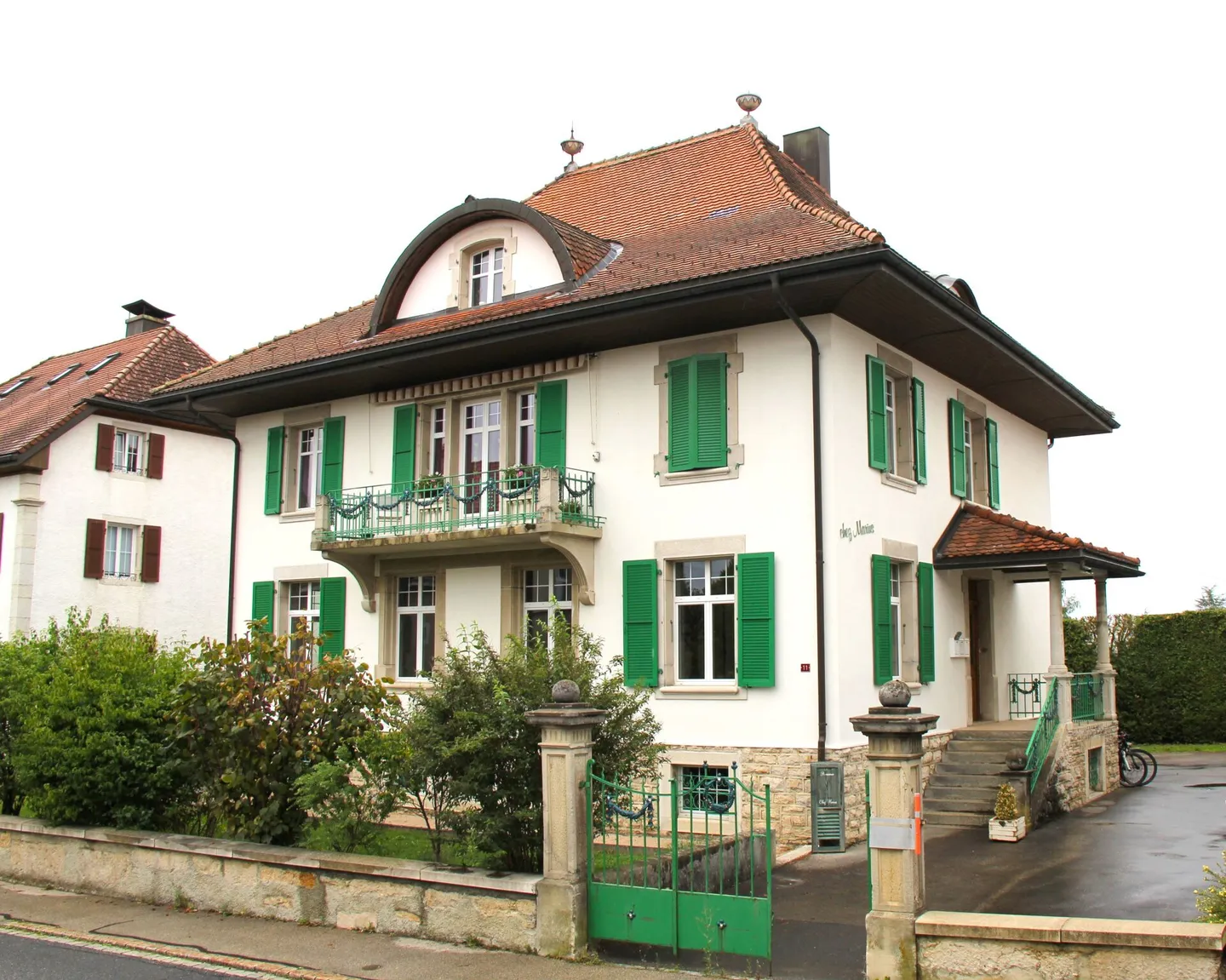 Investment property in Les Bois JU! Renovated patrician house - multi-family or generational house - fully let! - Photo 1 of 18