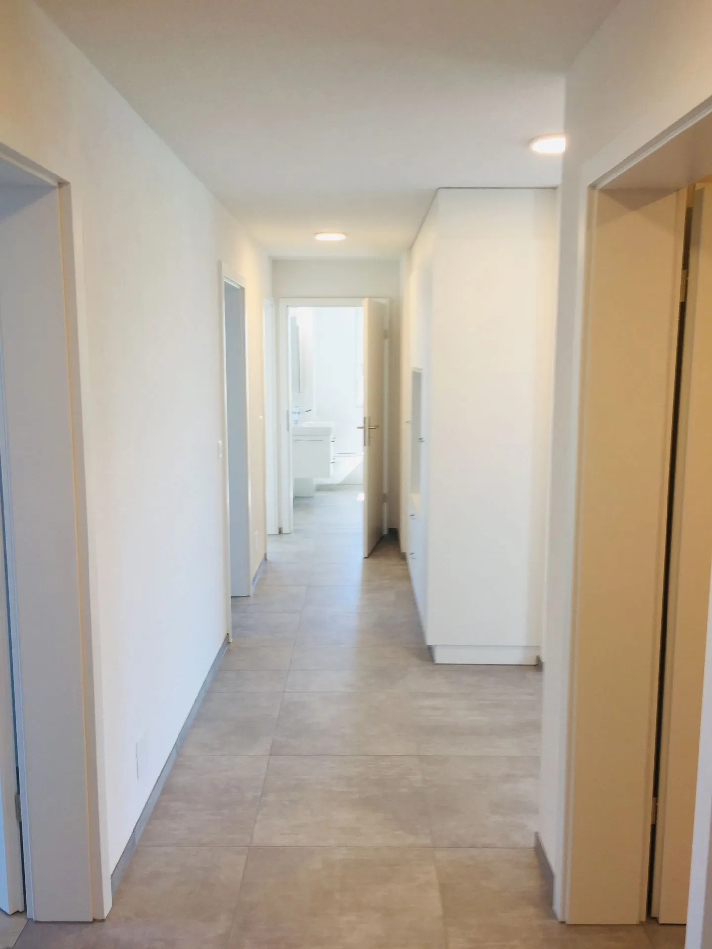 4.5 room apartment with gallery for rent - Photo 2 of 13