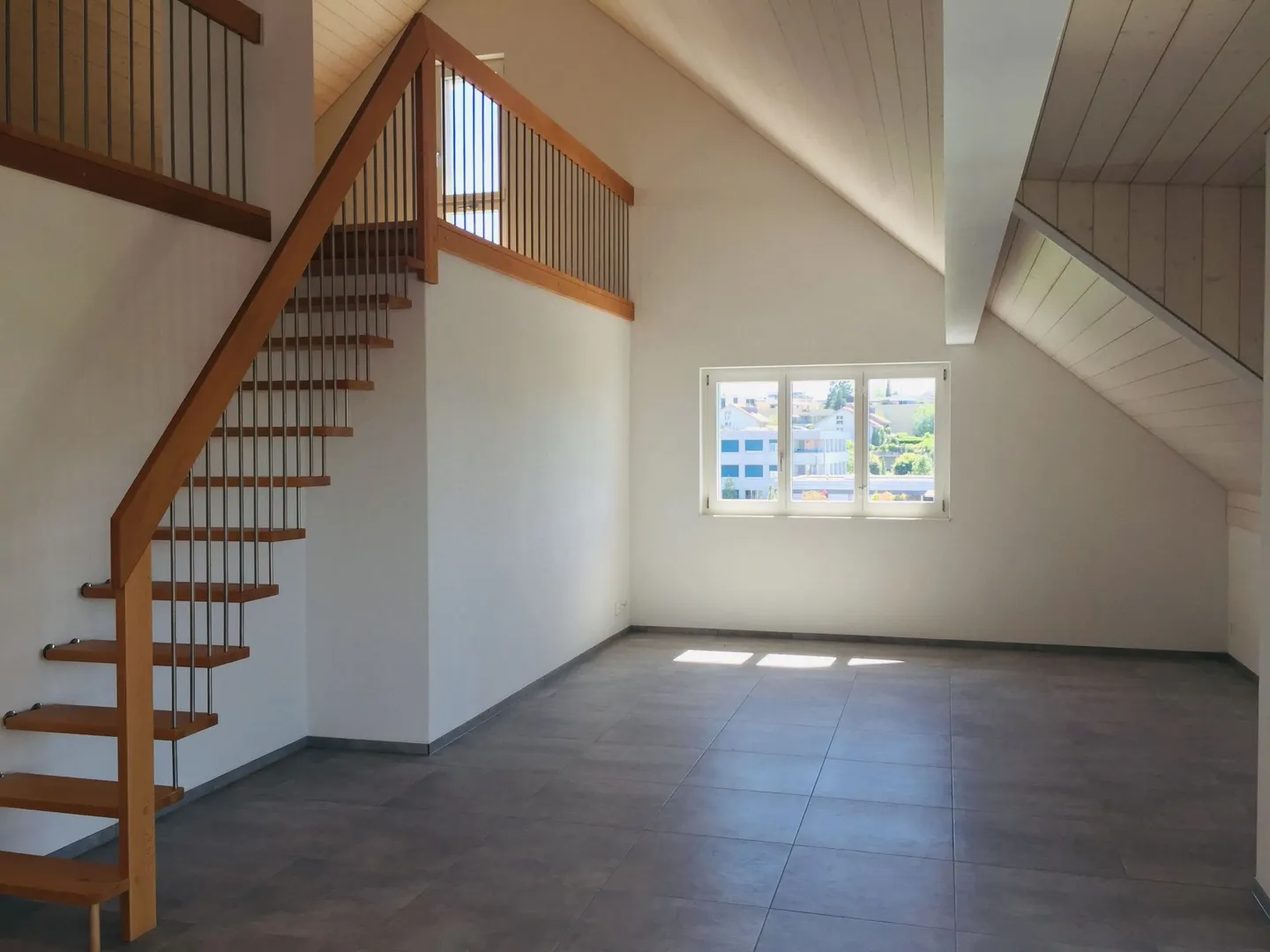 4.5 room apartment with gallery for rent - Photo 9 of 13