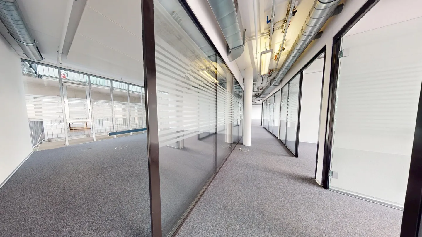 Spazio ufficio in affitto - Foto 6 di 11