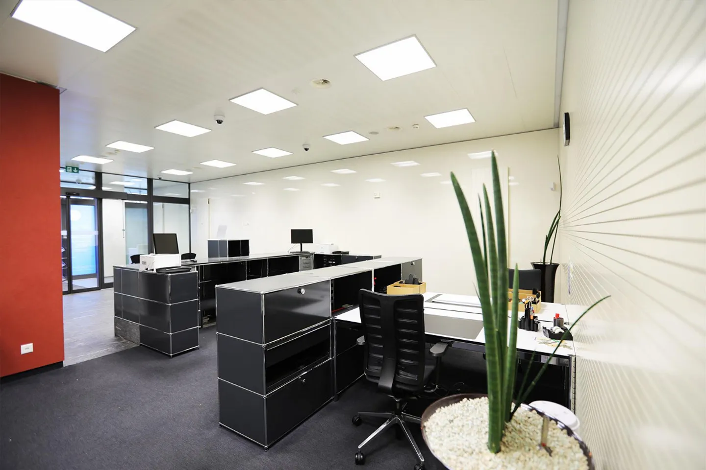 EX STANZA DI COMMUTAZIONE CENTRALE HEERBRUGG - Foto 1 di 10