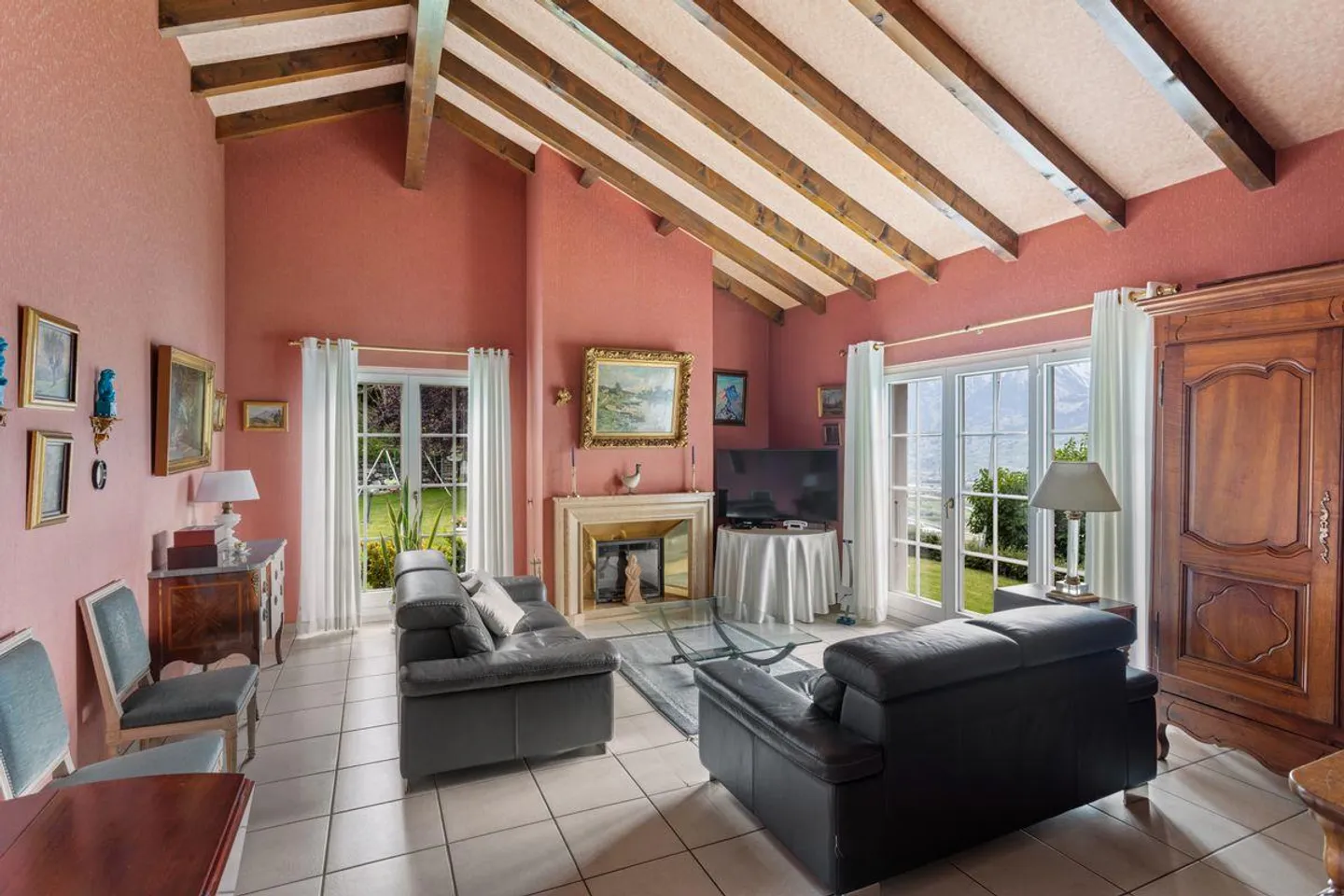 Maison Familiale Spacieuse - Photo 2 sur 13