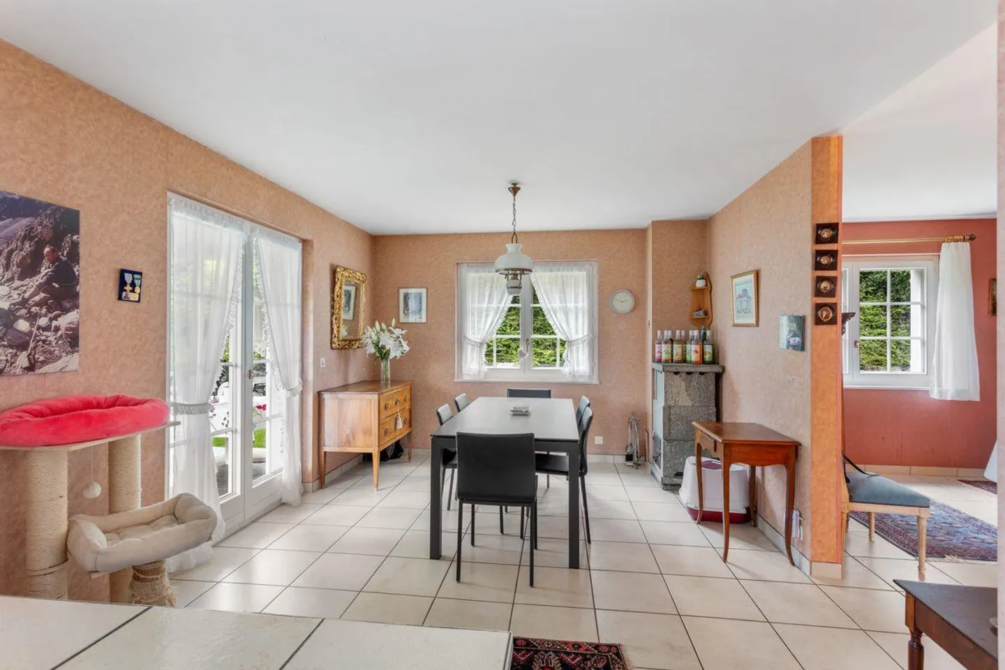 Maison Familiale Spacieuse - Photo 4 sur 13