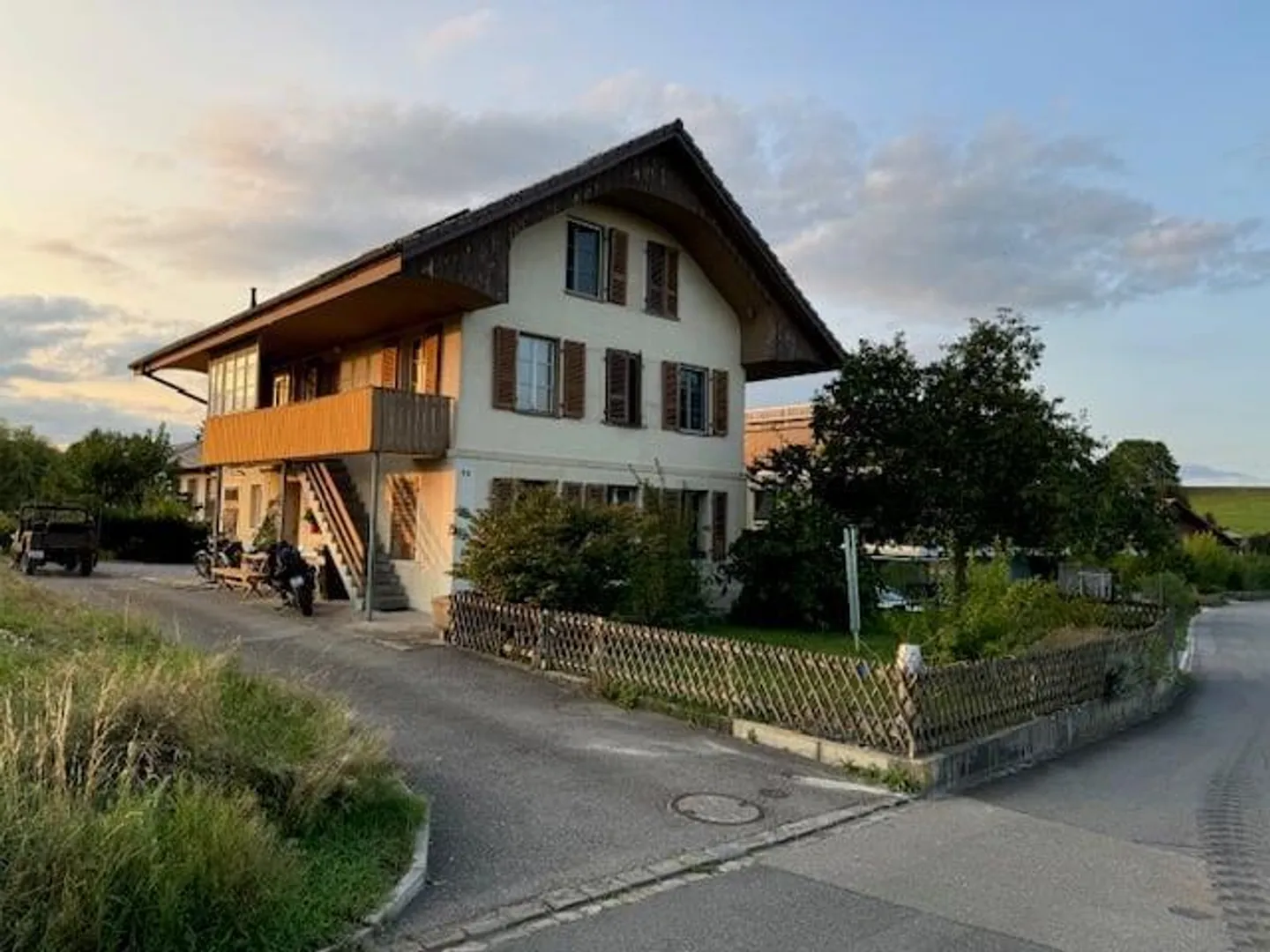 Incantevole appartamento con 3 camere al piano terra a Berna-Oberbottigen - Foto 1 di 11