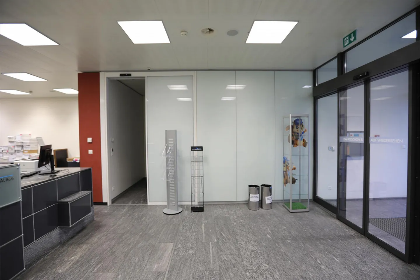 EX STANZA DI COMMUTAZIONE CENTRALE HEERBRUGG - Foto 9 di 10