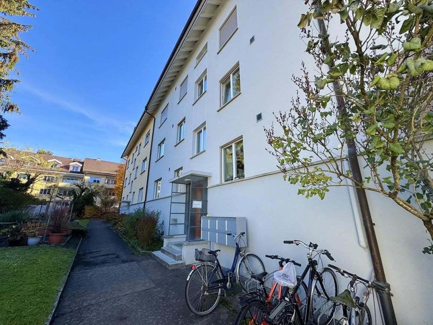 Appartement en attique avec charme dans le quartier de Wittigkofen - Photo 2 sur 10