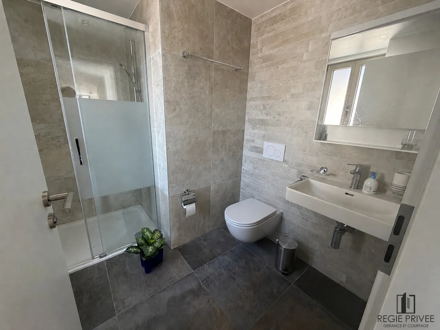 2,5-Zimmer-Wohnung im 2. Stock - Foto 4 von 5
