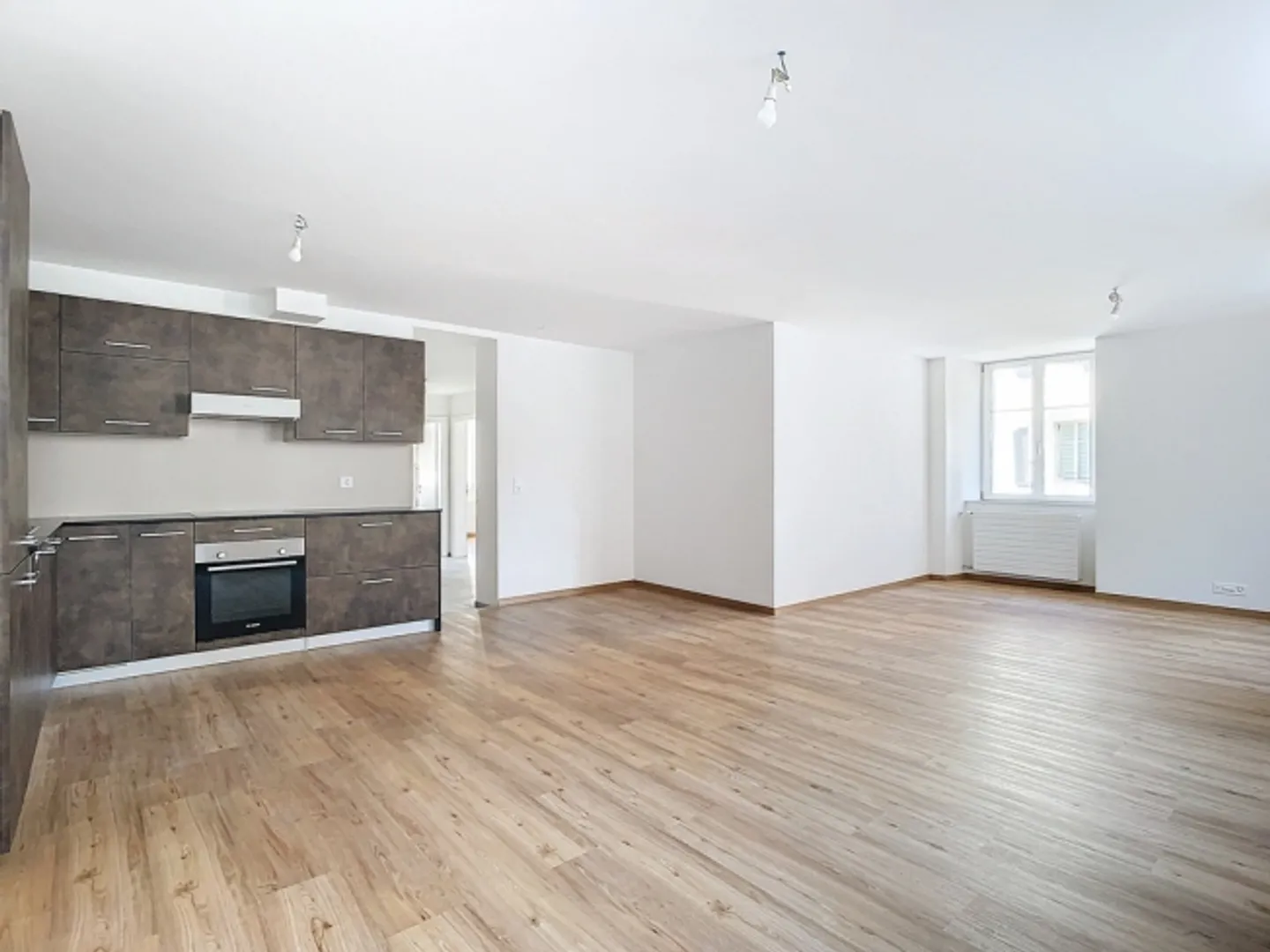 "3 Room Apartment" - Photo 4 of 10