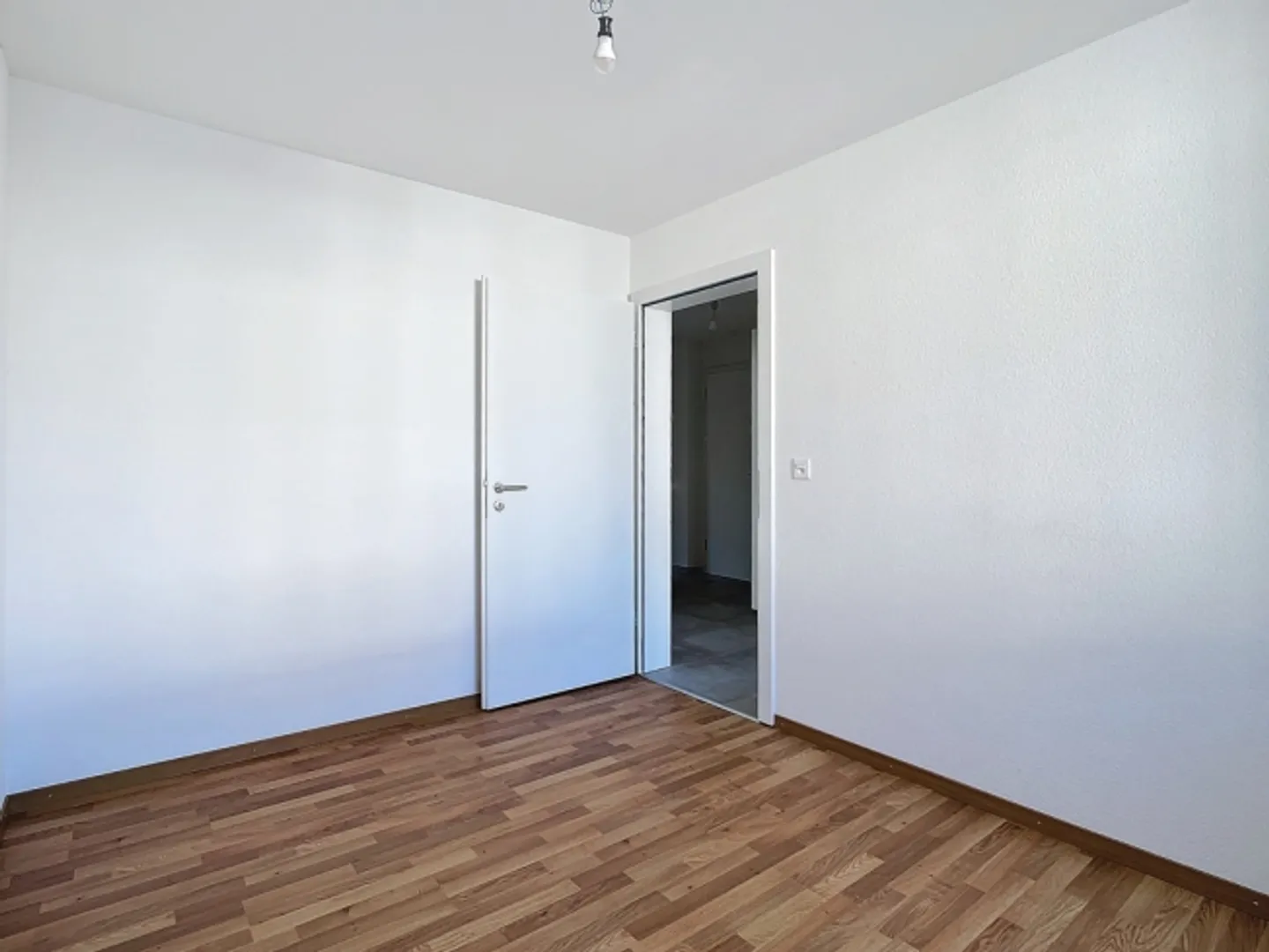 "3 Room Apartment" - Photo 8 of 10