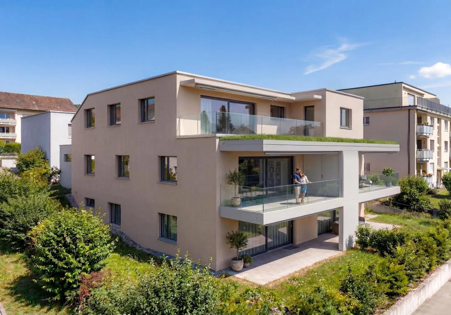 Special 5.5-room terrace apartment with panoramic views and all-day sunshine - Photo 1 of 3