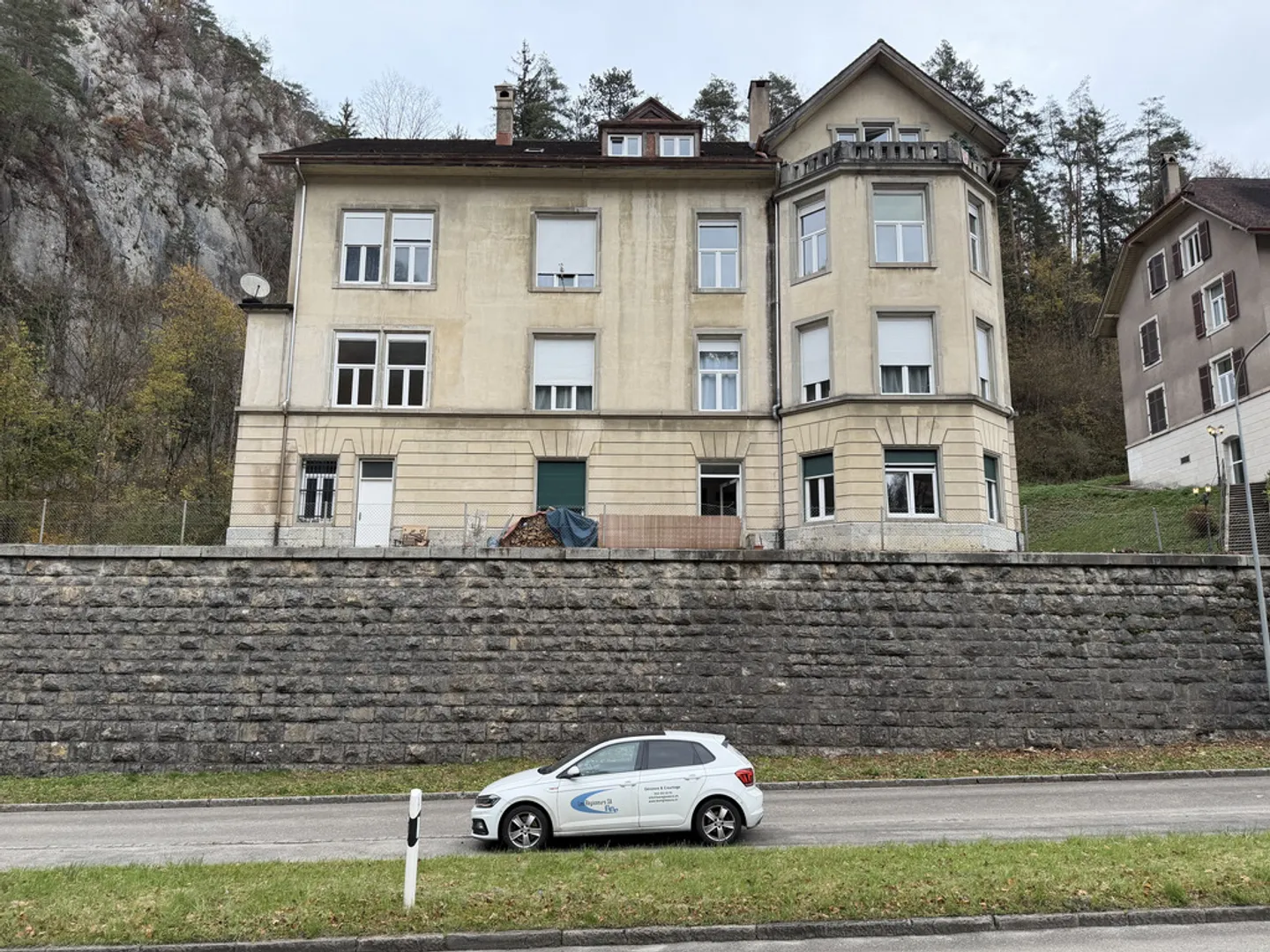 Ideal for storage and workshop - Photo 3 of 4